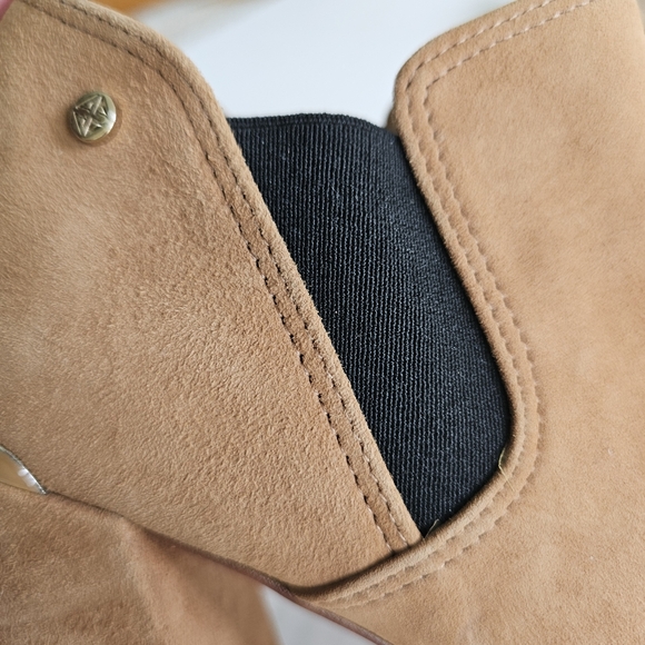 Antonio Melani Maxinee booties size 9.5 tan suede pointed toe leather slip on - Picture 7 of 15